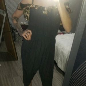 😎Miss milne romper😎